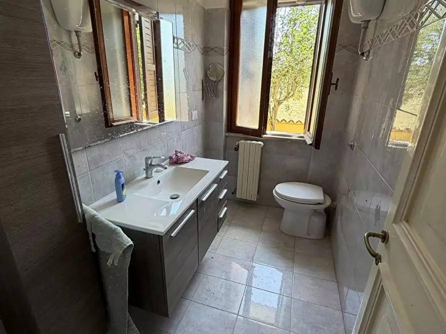 Immagine 19 di Villa in vendita  in Via Randa a Latina