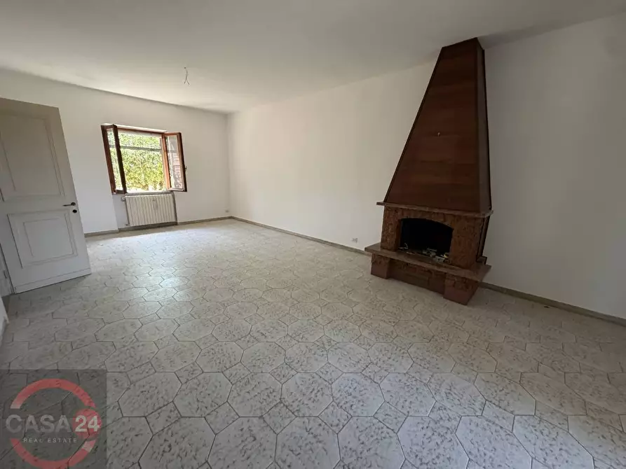 Immagine 21 di Villa in vendita  in Via Randa a Latina