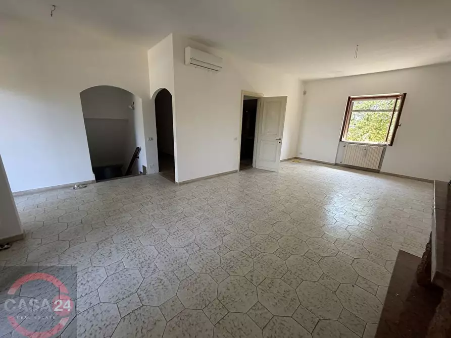 Immagine 23 di Villa in vendita  in Via Randa a Latina