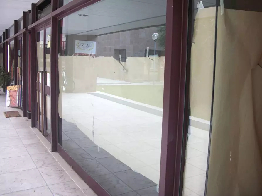 Immagine 5 di Attività commerciale in affitto  in Via Di Gello a Pisa