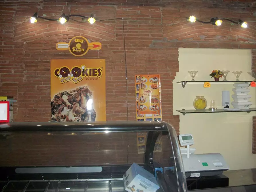 Immagine 3 di Attività commerciale in affitto  in Via C.Cattaneo a Pisa