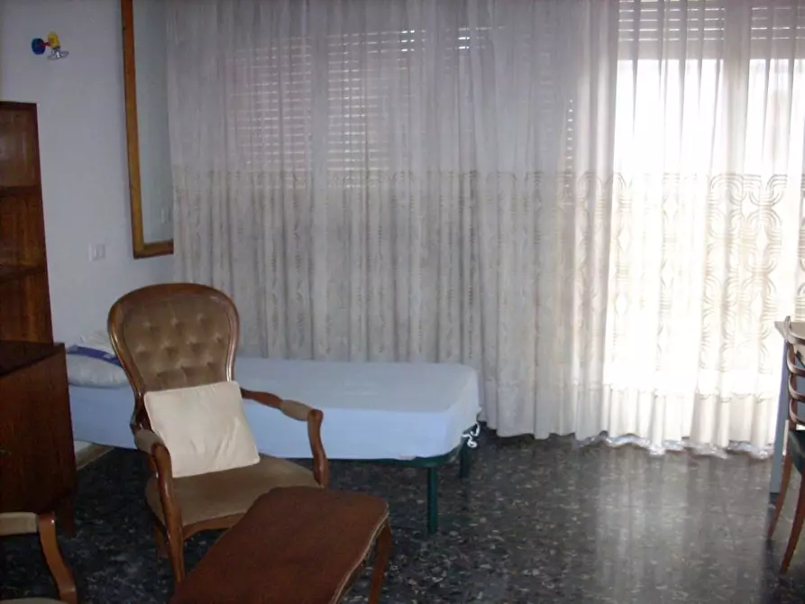 Immagine 11 di Camera in affitto  in Via Cecco Di Pietro a Pisa