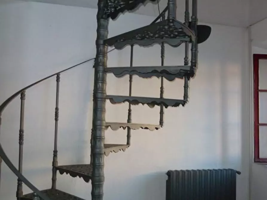 Immagine 6 di Attività commerciale in affitto  in Via Calcesana 320 a San Giuliano Terme