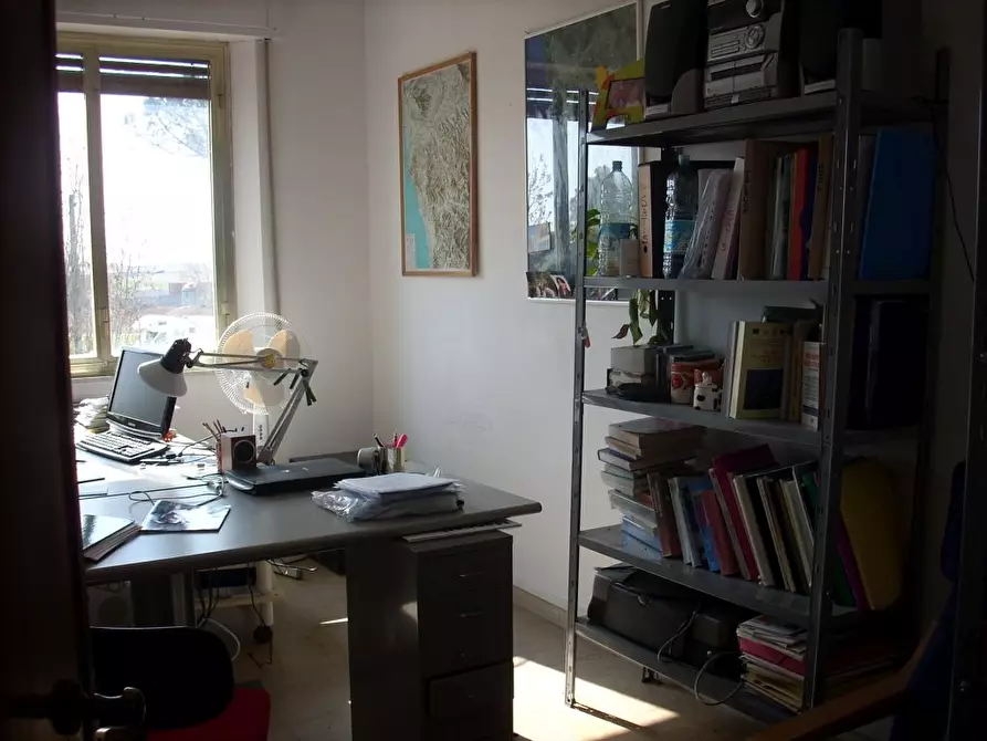 Immagine 2 di Ufficio in affitto  in via pietrasantina 45 a San Giuliano Terme