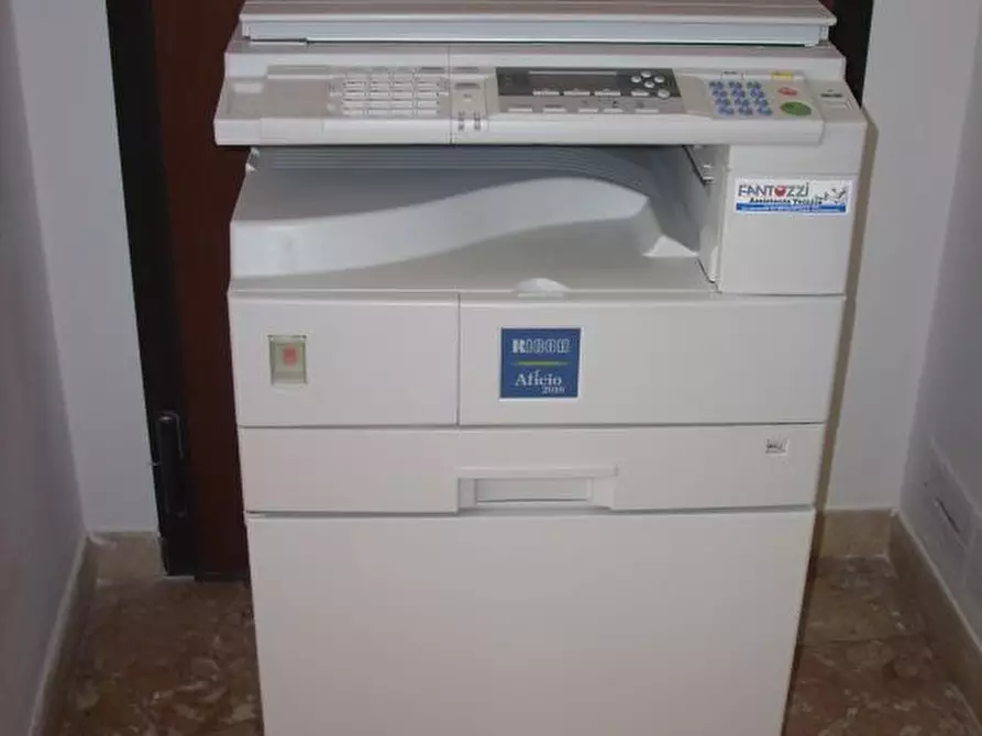 Immagine 10 di Ufficio in affitto  in via pietrasantina 45 a San Giuliano Terme