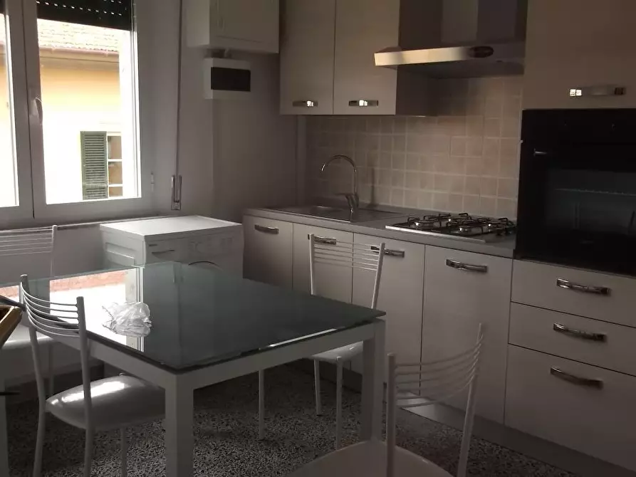 Immagine 3 di Camera in affitto  in Piazza Dante Alighieri 1 a Pisa