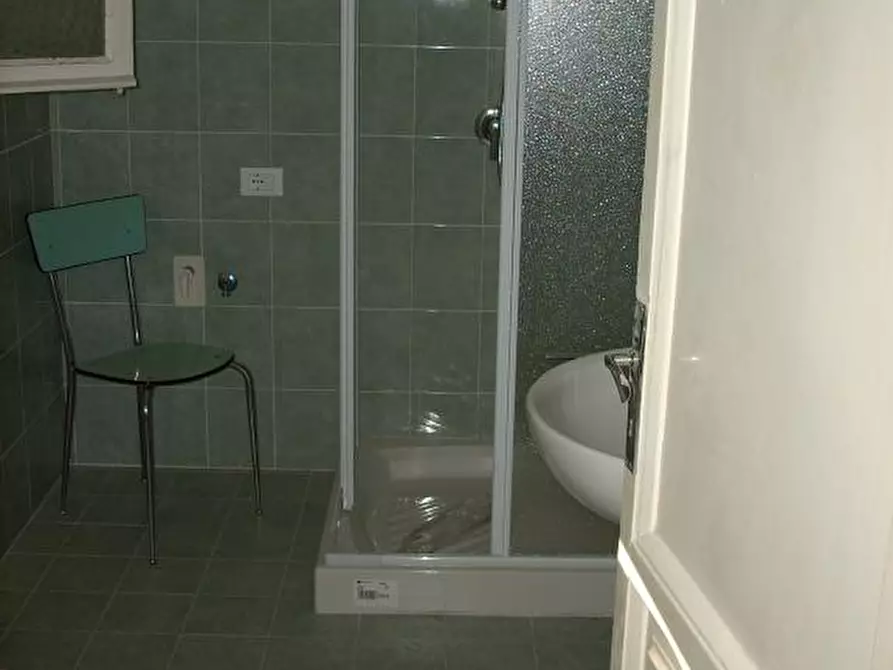 Immagine 7 di Camera in affitto  in via cammeo pisa 12 a Pisa