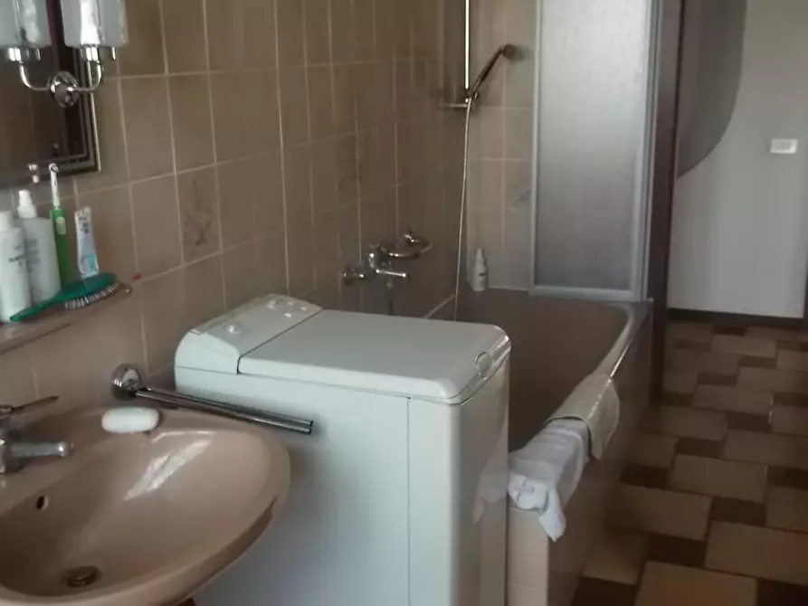 Immagine 6 di Camera in affitto  in Via Del Brennero 12 a Pisa