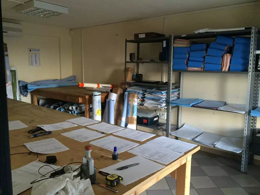 Immagine 1 di Ufficio in affitto  in via lenin - a San Giuliano Terme