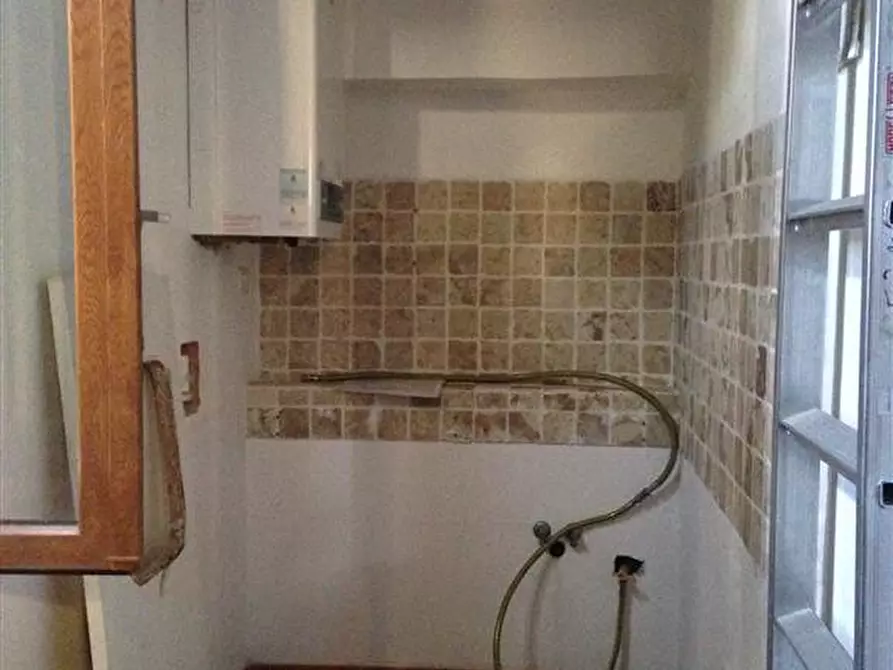 Immagine 7 di Ufficio in affitto  in Via Ricasoli a Livorno