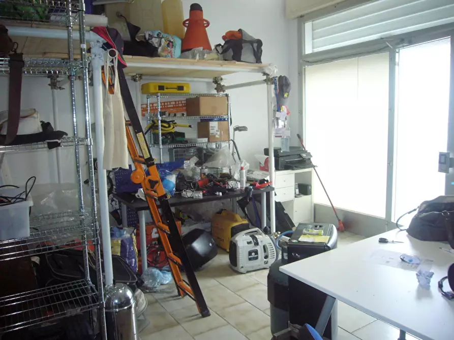 Immagine 3 di Attività commerciale in affitto  in Via Di Goletta a Pisa