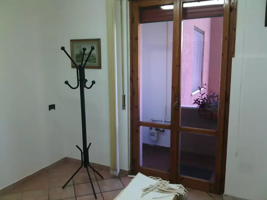 Immagine 2 di Ufficio in affitto  in Via Di Pratale a Pisa