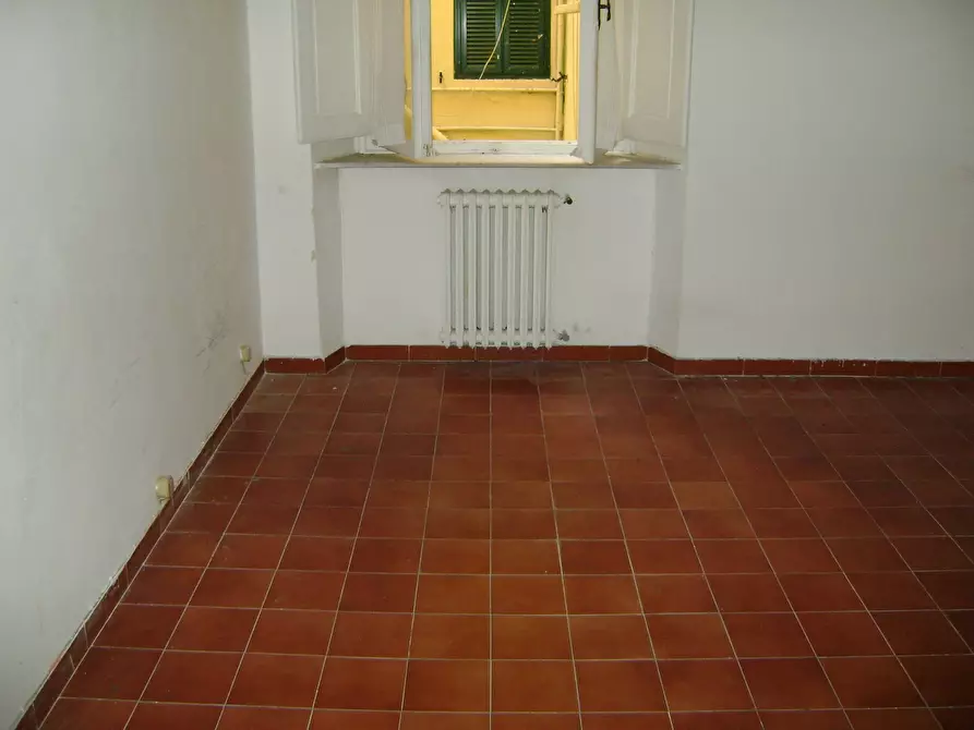 Immagine 2 di Ufficio in affitto  in Via Francesco Crispi a Livorno