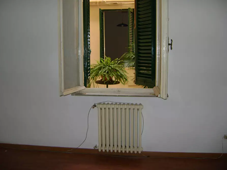 Immagine 9 di Ufficio in affitto  in Via Francesco Crispi a Livorno