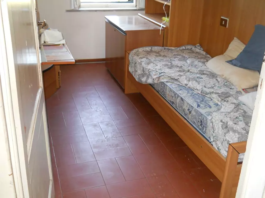 Immagine 8 di Casa indipendente in affitto  in via Cristiano Banfi a San Giuliano Terme