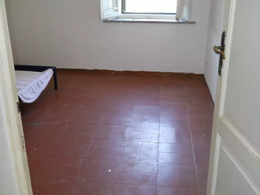 Immagine 11 di Casa indipendente in affitto  in via Cristiano Banfi a San Giuliano Terme