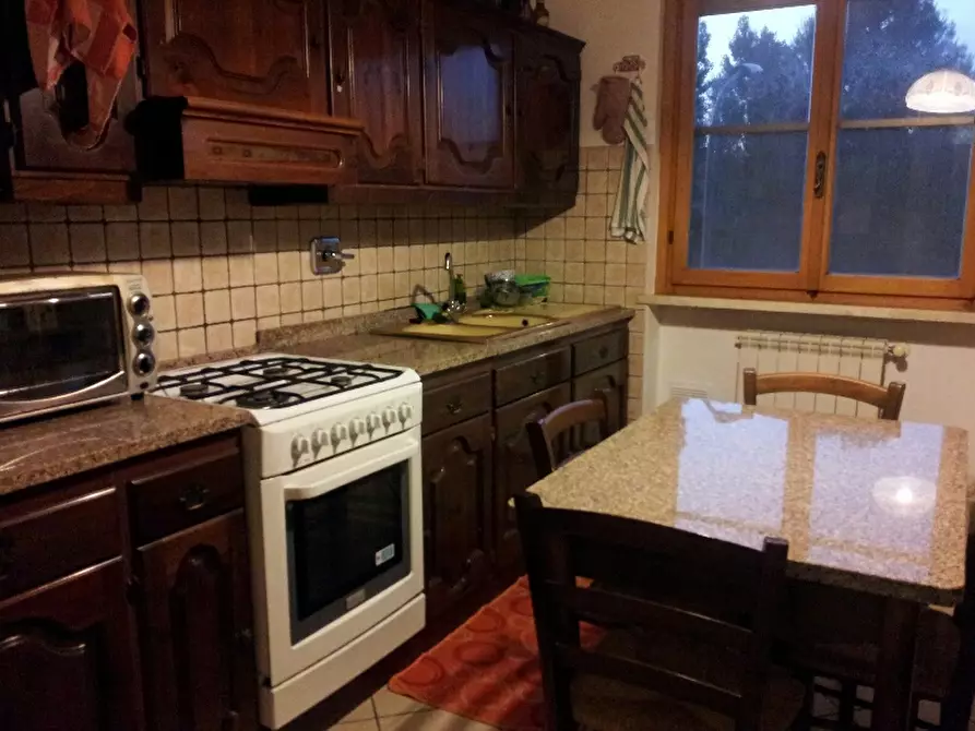 Immagine 5 di Camera in affitto  in Via Raffaello Sanzio 25 a Pisa