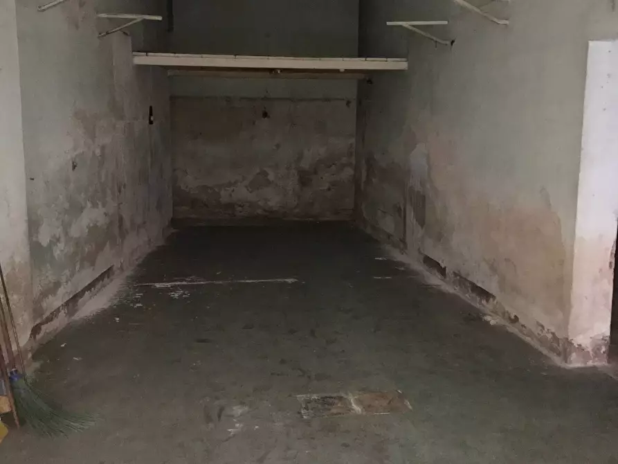 Immagine 3 di Attività commerciale in affitto  in Corso Giuseppe Mazzini a Livorno