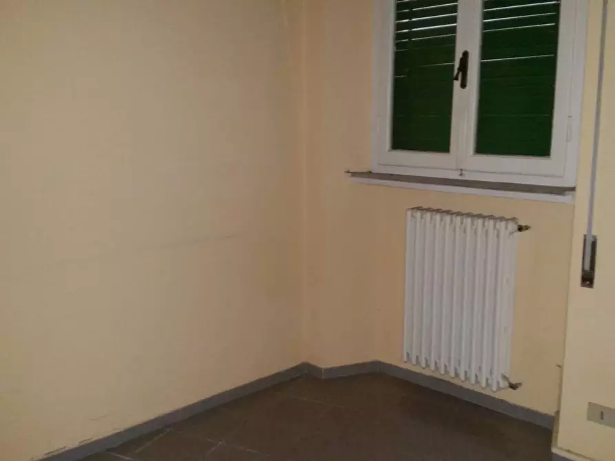 Immagine 4 di Attività commerciale in affitto  in Via Giuseppe Garibaldi a Pisa