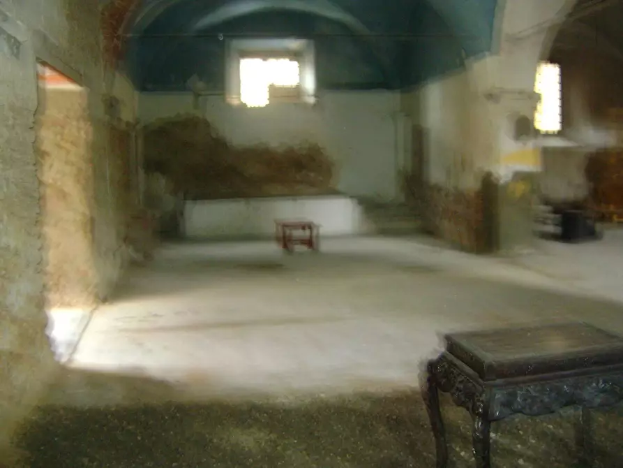 Immagine 8 di Attività commerciale in affitto  in Via Dei Pescatori 3 a Livorno