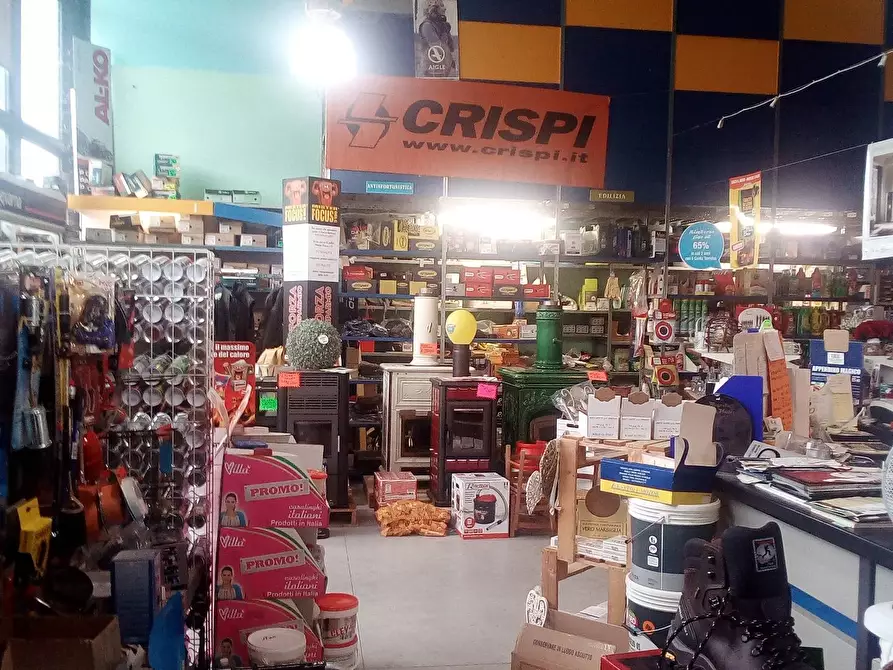 Immagine 5 di Attività commerciale in affitto  in Via Delle Padule a Crespina Lorenzana