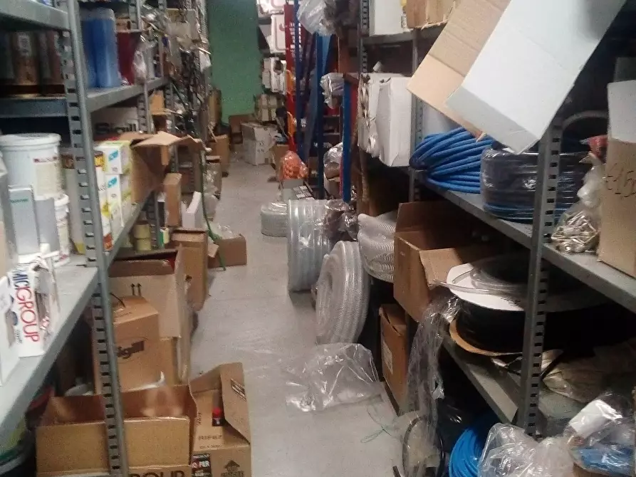 Immagine 8 di Attività commerciale in affitto  in Via Delle Padule a Crespina Lorenzana