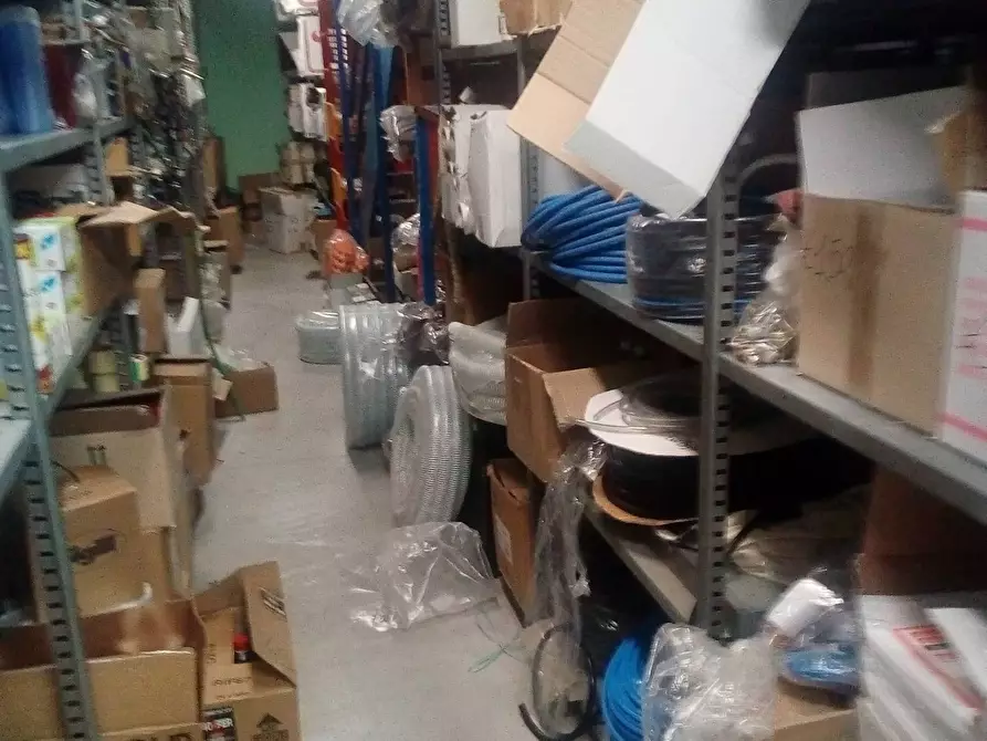 Immagine 9 di Attività commerciale in affitto  in Via Delle Padule a Crespina Lorenzana