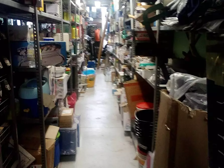 Immagine 10 di Attività commerciale in affitto  in Via Delle Padule a Crespina Lorenzana