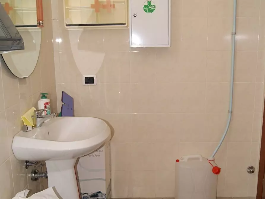 Immagine 9 di Ufficio in affitto  in Piazza Venti Settembre a Livorno