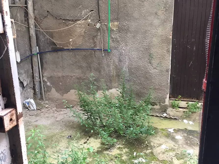 Immagine 9 di Attività commerciale in affitto  in Corso Giuseppe Mazzini 105 a Livorno