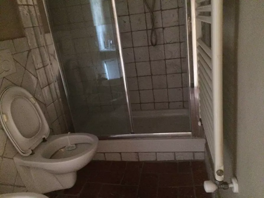 Immagine 12 di Appartamento in affitto  in via roma 10 a Cascina