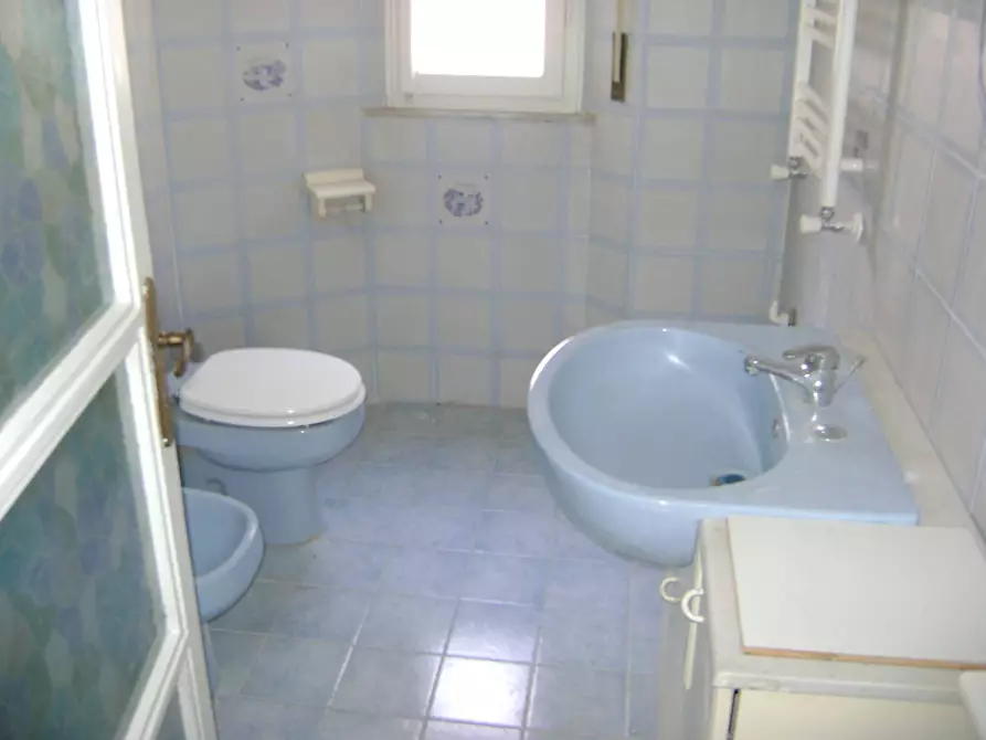 Immagine 4 di Appartamento in affitto  in Piazza Felice Cavallotti 1 a Livorno