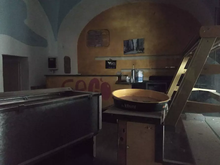 Immagine 2 di Attività commerciale in affitto  in Piazza Sant'omobono 12 a Pisa