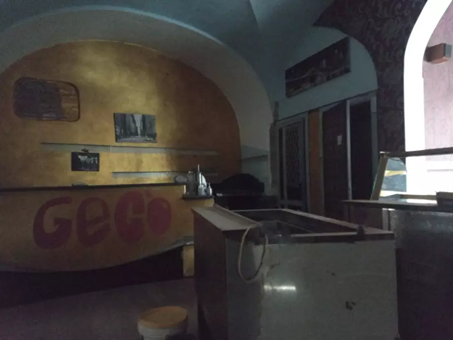 Immagine 3 di Attività commerciale in affitto  in Piazza Sant'omobono 12 a Pisa