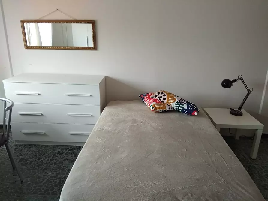 Immagine 5 di Camera in affitto  in Via Corte Bracci a Pisa