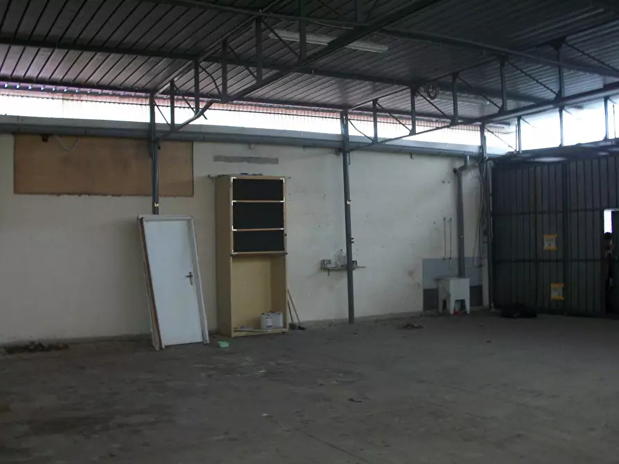 Immagine 8 di Magazzino in affitto  in via lenin 12 a San Giuliano Terme