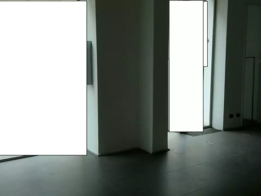 Immagine 8 di Attività commerciale in affitto  in Corso Amedeo 128 a Livorno