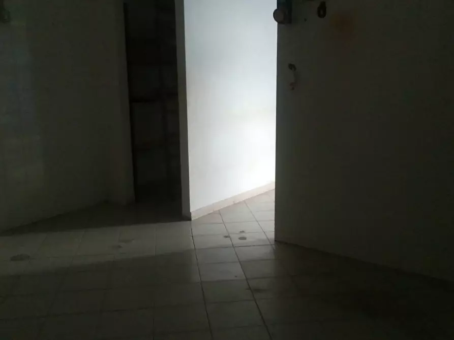 Immagine 8 di Attività commerciale in affitto  in Via Gugliermo Marconi 15 a Livorno