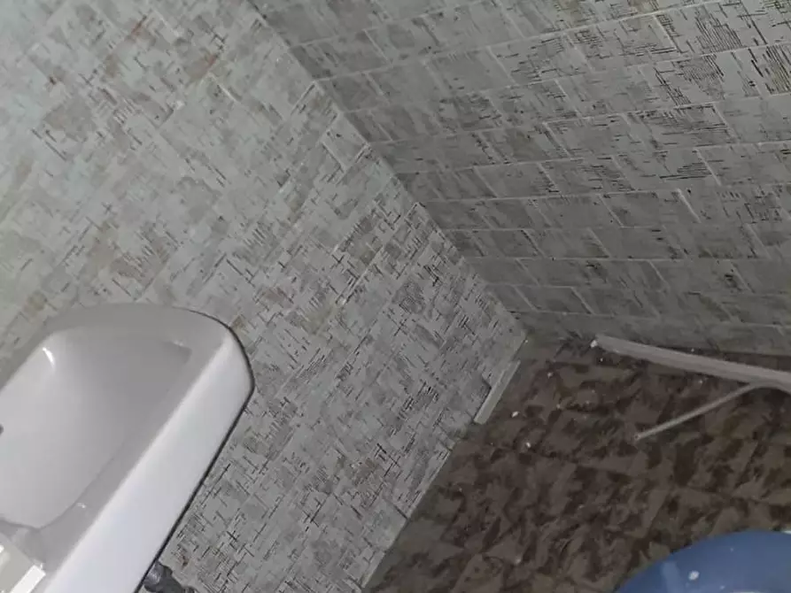 Immagine 16 di Ufficio in affitto  in via ugo la malfa a Cascina