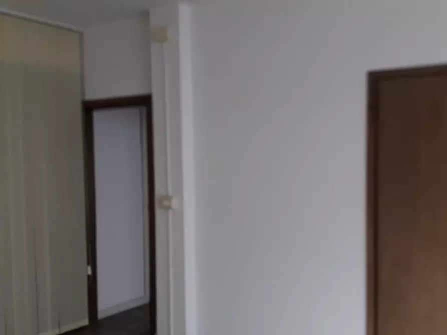 Immagine 18 di Ufficio in affitto  in via ugo la malfa a Cascina