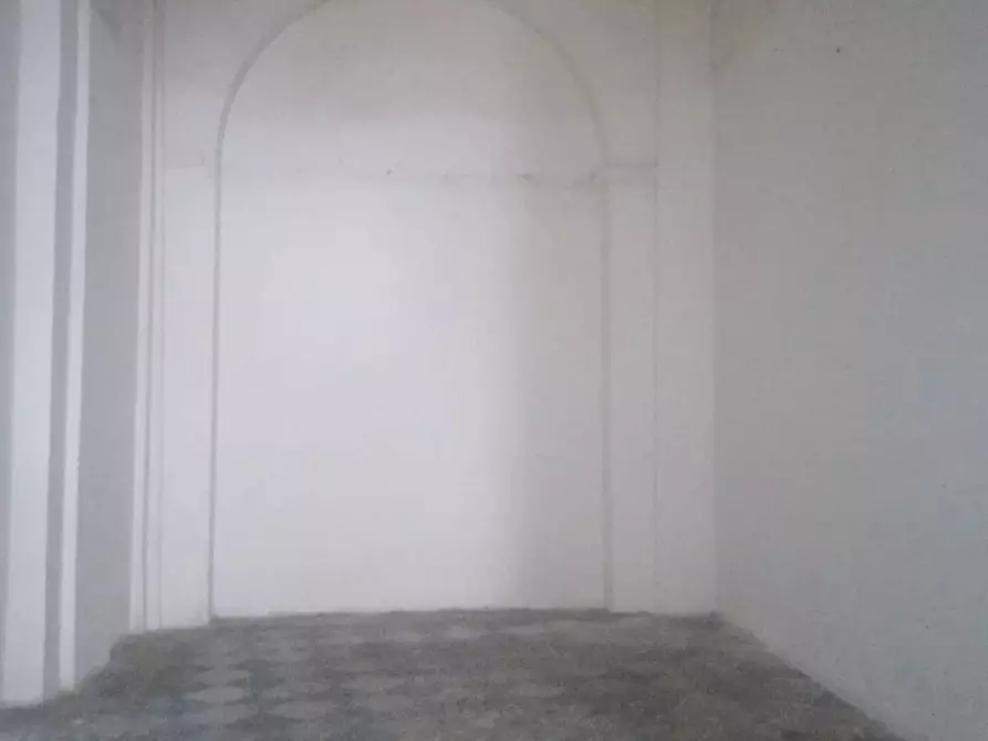 Immagine 5 di Attività commerciale in affitto  in Via Cosimo Del Fante 12 a Livorno