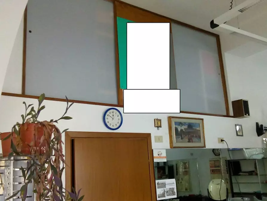 Immagine 6 di Attività commerciale in affitto  in Via Fiume 81 a Livorno