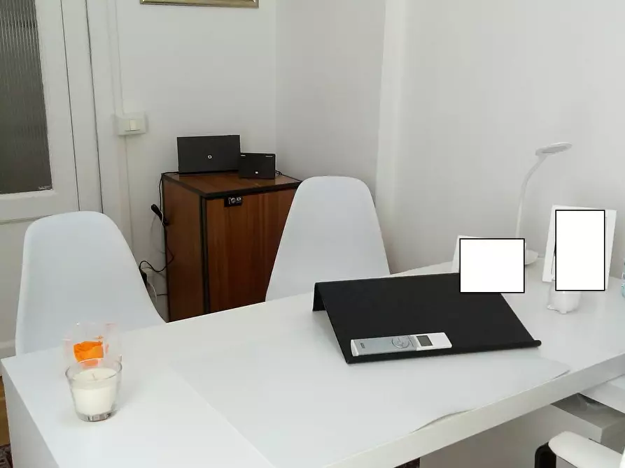 Immagine 10 di Ufficio in affitto  in Piazza Elia Benamozegh 55 a Livorno