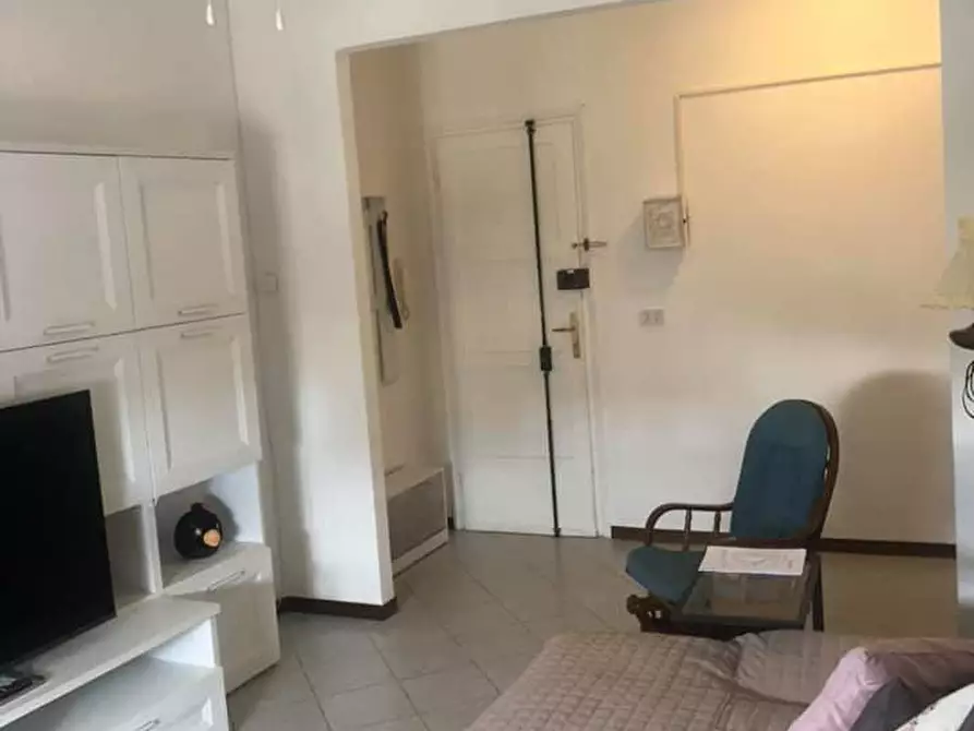 Immagine 3 di Appartamento in affitto  in Via Pacinotti a Viareggio