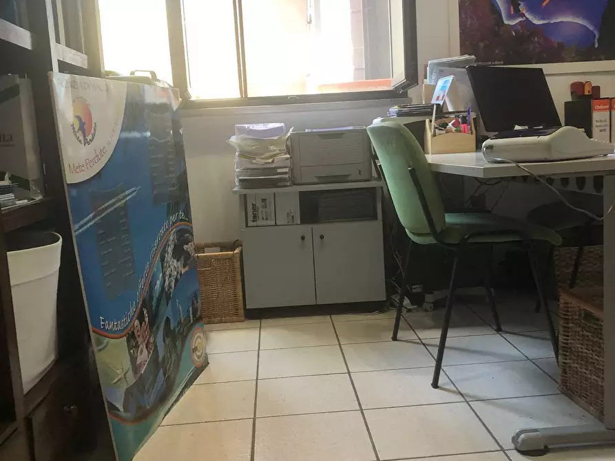 Immagine 7 di Ufficio in affitto  in Via Di Vittorio a Altopascio
