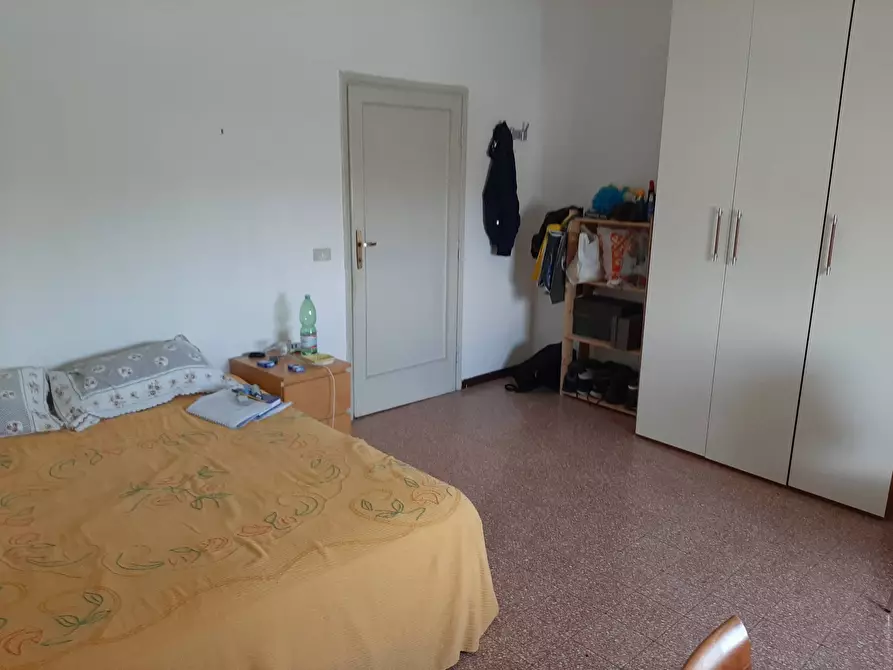 Immagine 10 di Camera in affitto  in Lungarno Sidney Sonnino a Pisa