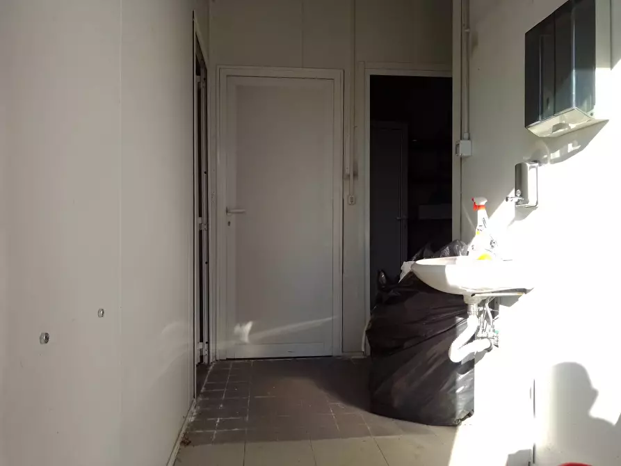 Immagine 6 di Attività commerciale in affitto  in via fabricone ponte corvo a San Giuliano Terme