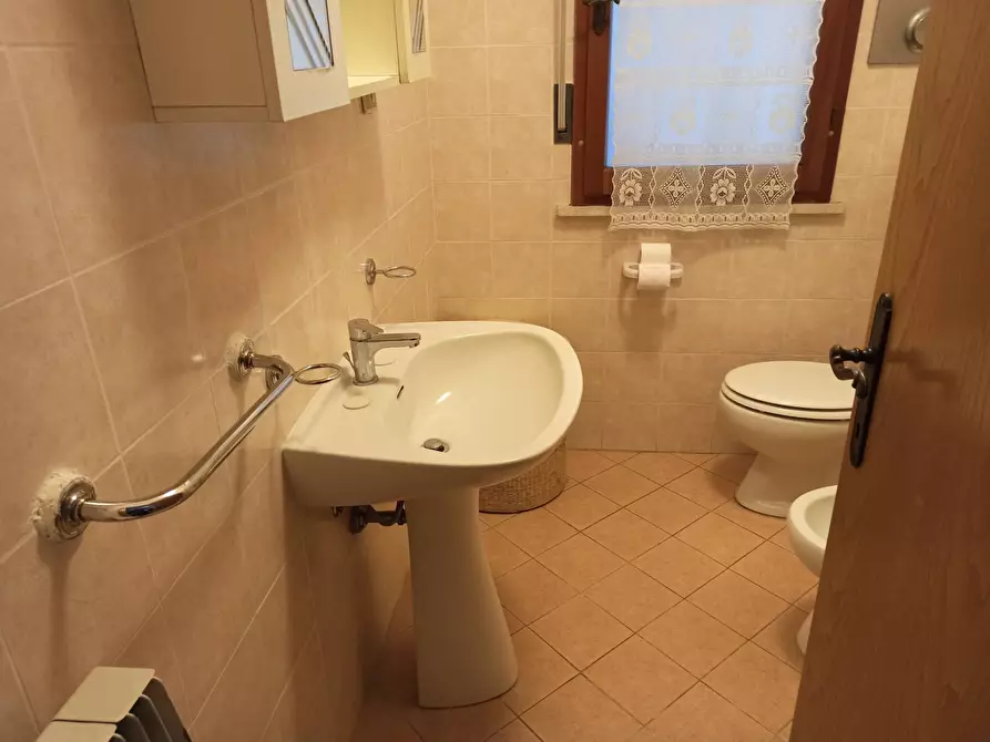 Immagine 9 di Appartamento in affitto  in Via Martin Lutero 50 a Pisa