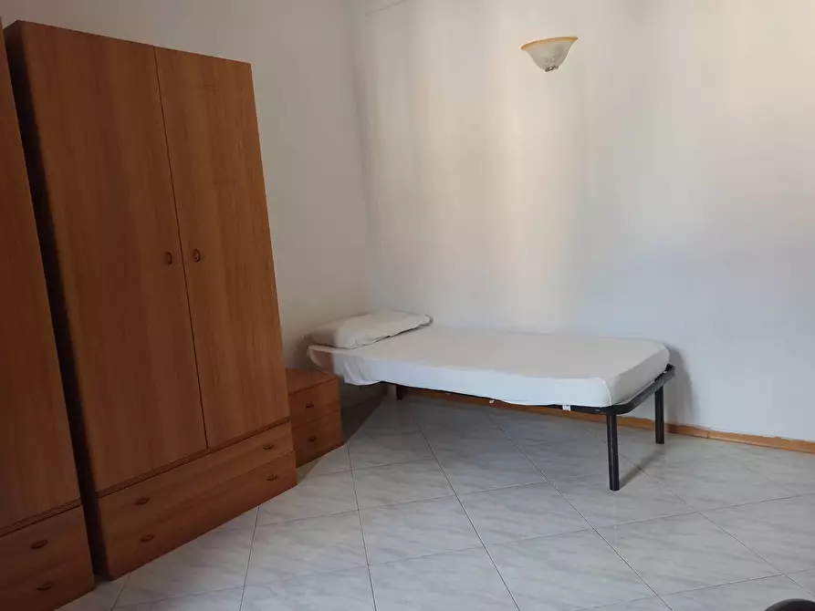Immagine 9 di Appartamento in affitto  in Via Carlo Salomone Cammeo 1 a Pisa