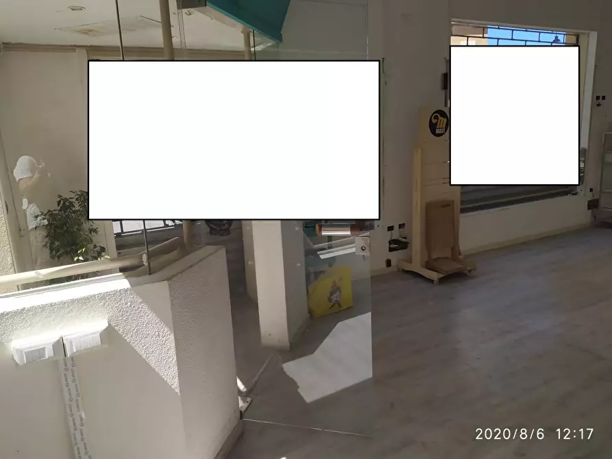 Immagine 5 di Attività commerciale in affitto  in Piazza Elia Benamozegh 10 a Livorno